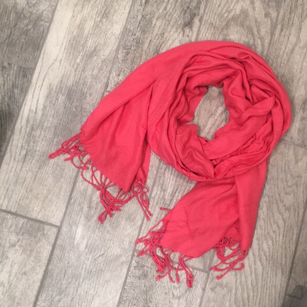 Pink pashmina